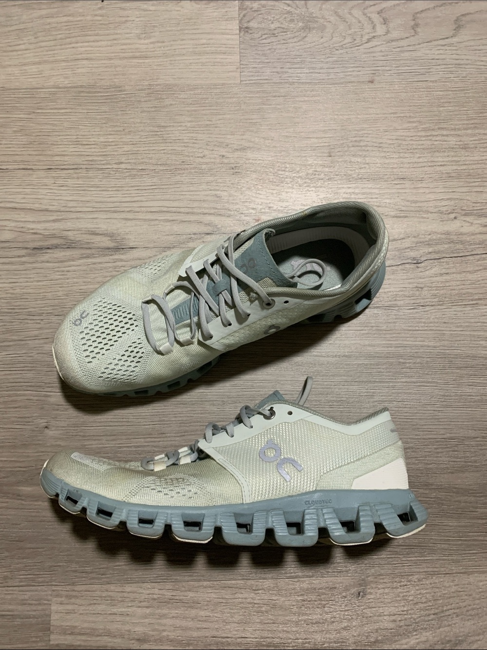 On Running womens Athletic Shoes  pale greenish blue 9.5